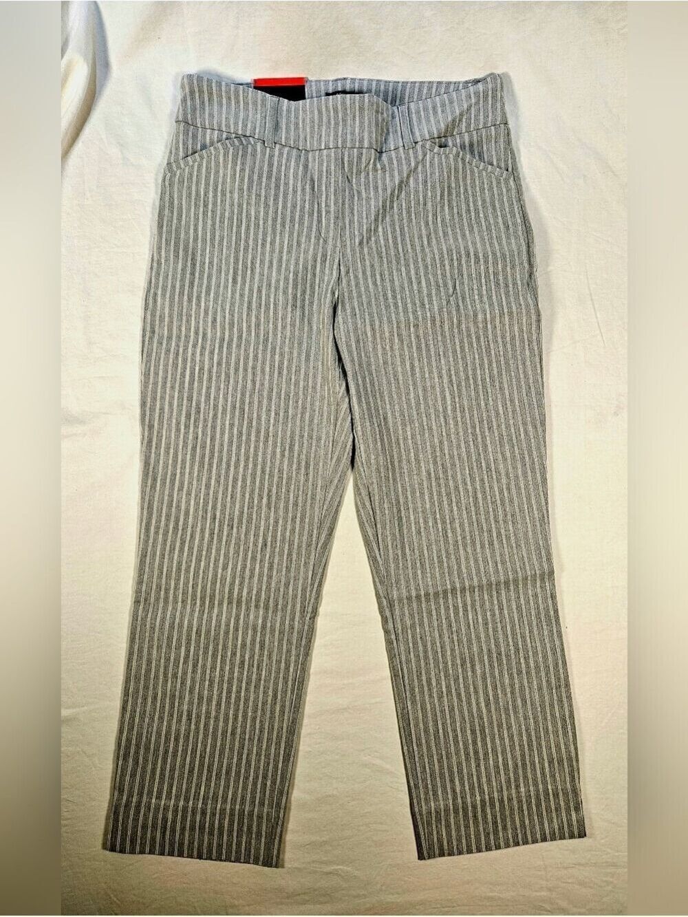 NWT Size 8 Hilary Radley Pull-On Stretch Grey Pinstripe Cropped Pants